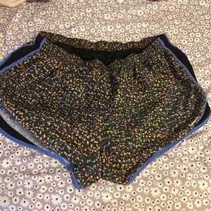 speckled nike tempo shorts